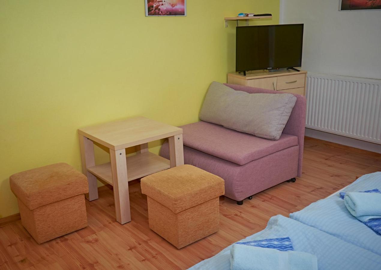 Apartamento Vila Rhea Važec Exterior foto